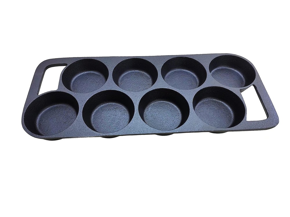 Cast Iron Cake pan with 8 Molds…