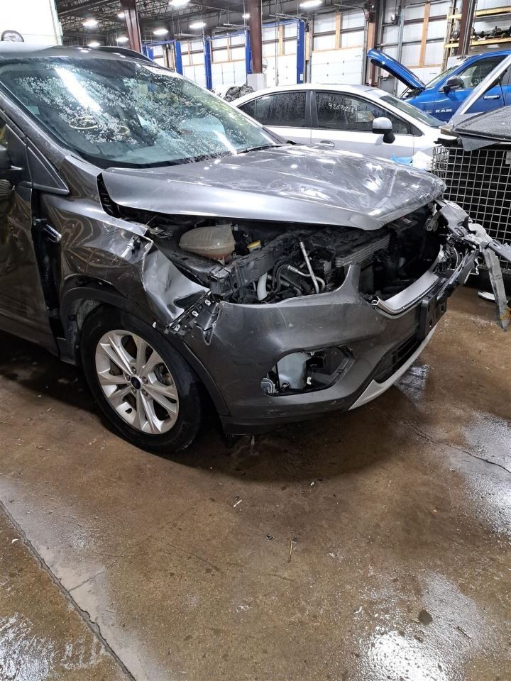 2018 Escape Display Screen Sku#4333447