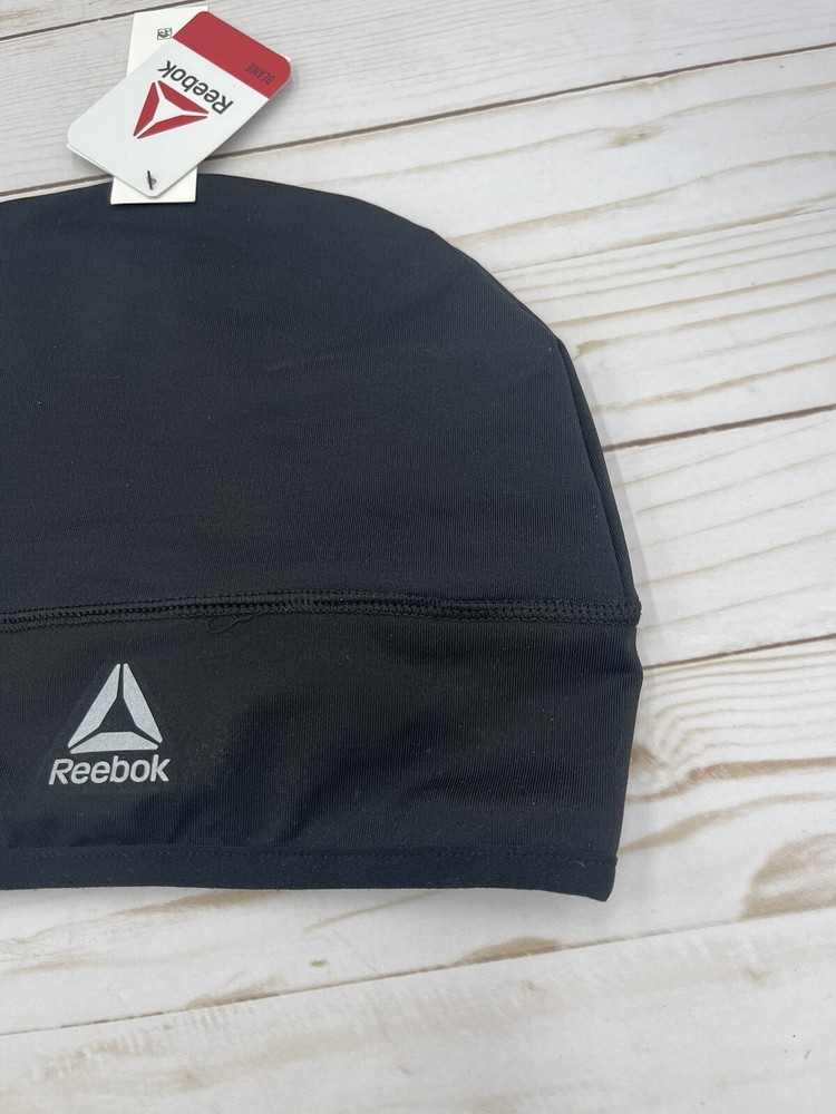Reebok NWT Beanie OSFM Ponytail Hole Black Solid Running Toque Stretchy