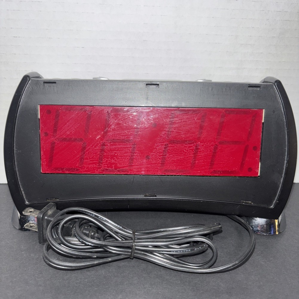 Advance Model No:4757 Digital Alarm Clock