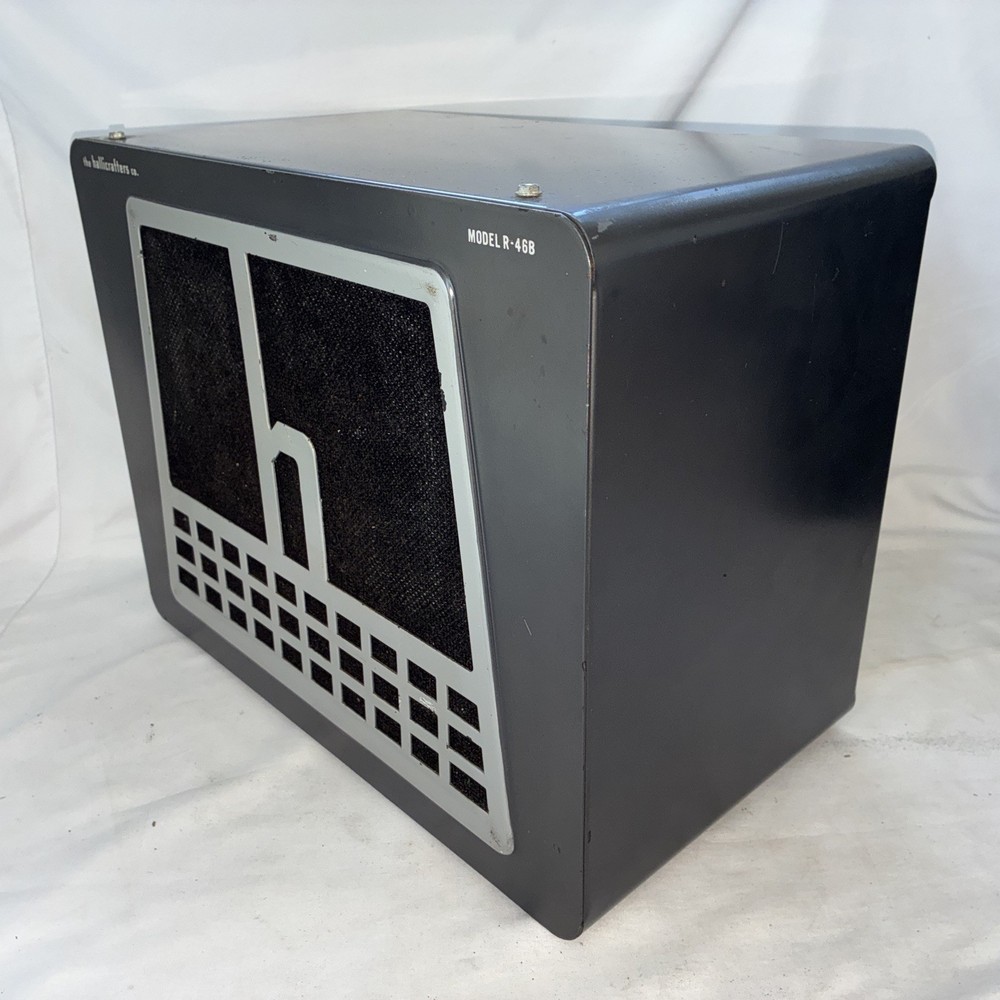 the hallicrafters co. speaker model R-46B