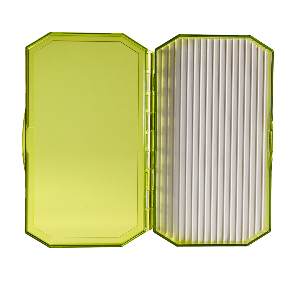Sure-Lock Medium Fly Box