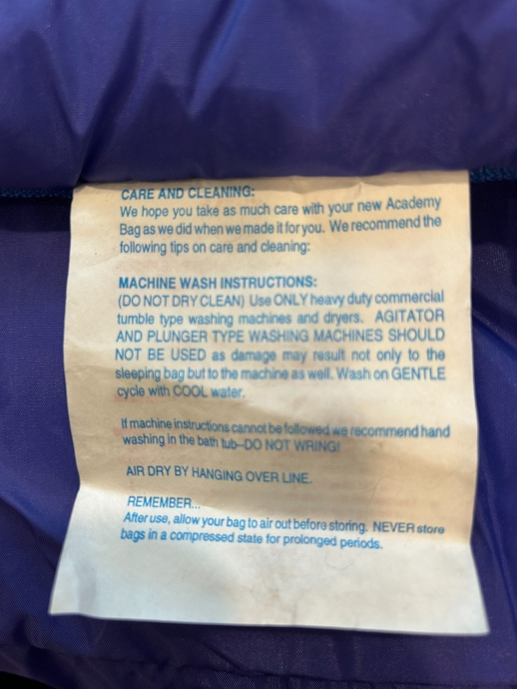 Academy Broadway single rectangular blue sleeping bag 29x72 - 2 lbs filling