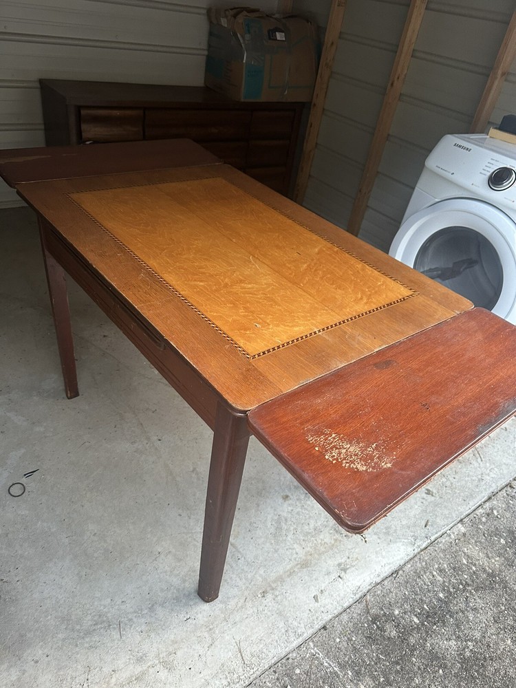 Vintage Draw Leaf Dining Table Amish Beautiful Wooden Pull Leaf Extension Table