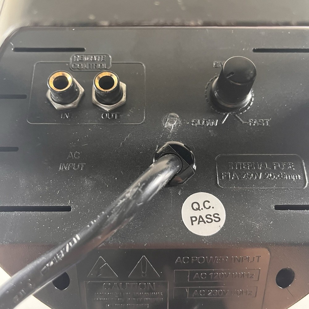 ELIMATOR LIGHTING E 104 VARIABLE FLASH STROBE LIGHT TESTED WORKING