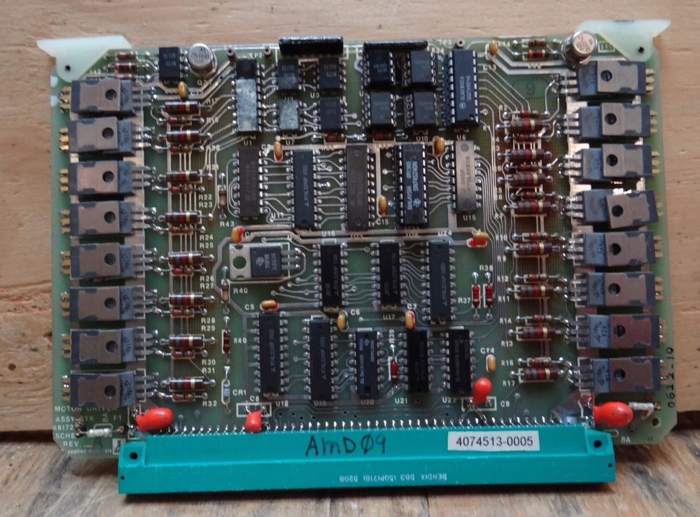 APPLIED MATERIAL MOTOR DRIVER  BOARD PART 681723 REV. A