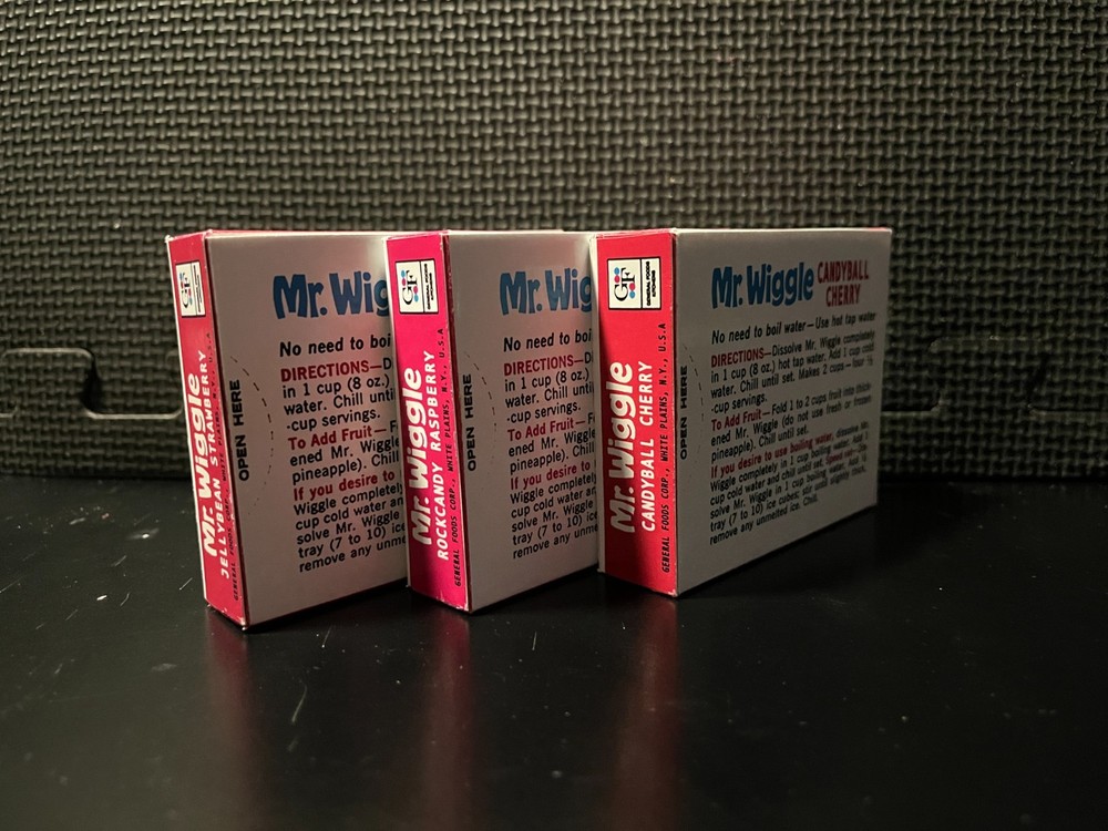 Mr Wiggle jello - 3 empty custom design display boxes