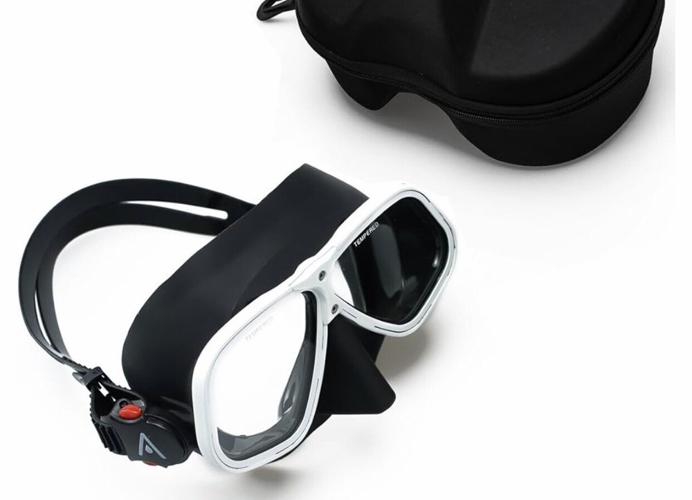 AQTECKNO Metal Frame Diving Mask
