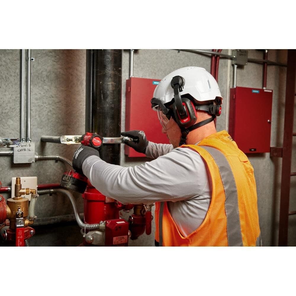Milwaukee BOLT 24dB Earmuffs