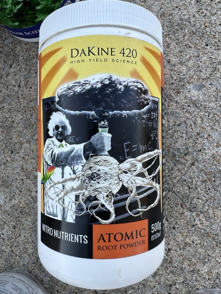 Dakine 420 Assorted Fertilizers