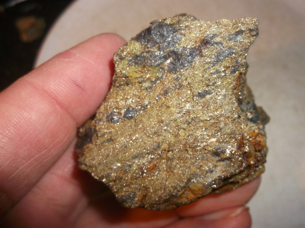 Gold, silver, copper, 92 grams samples ,ore high grade .