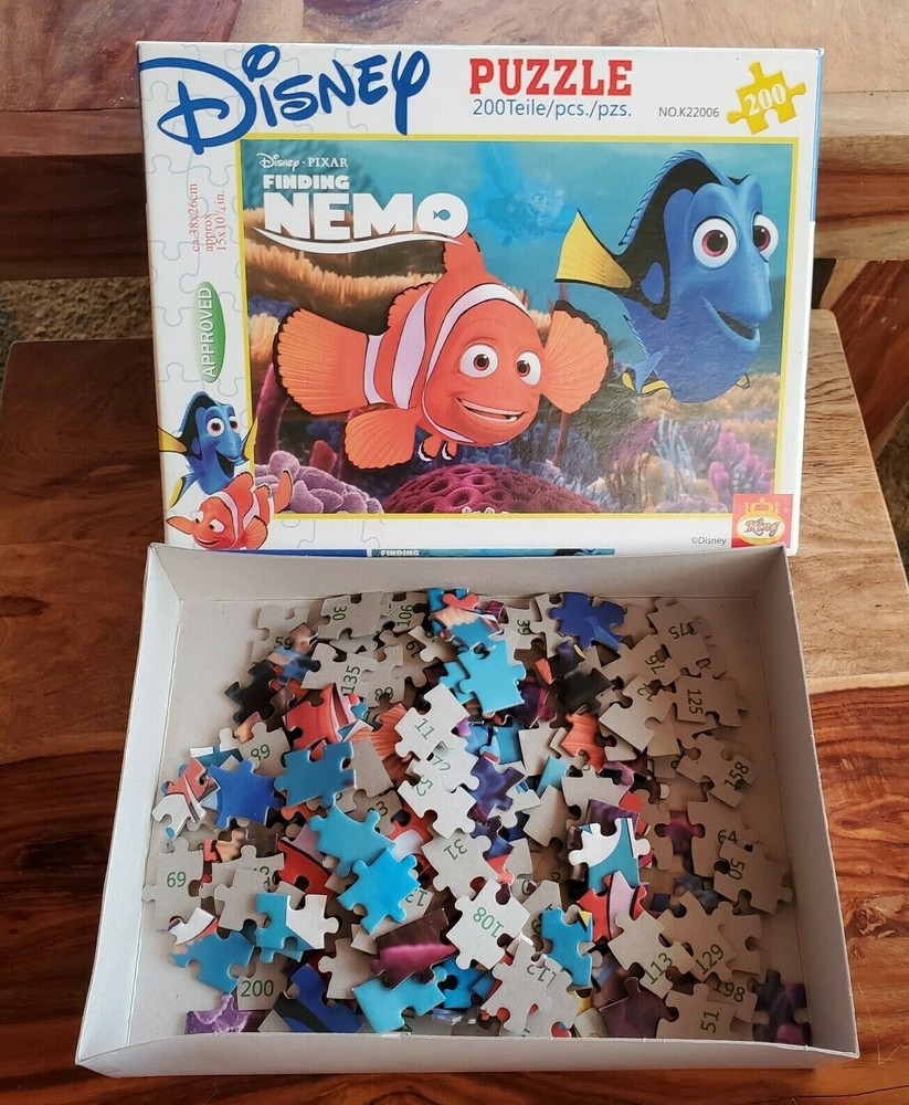 Disney Pixar "Finding Nemo" 200 Piece Jigsaw Puzzle # K22006 Complete