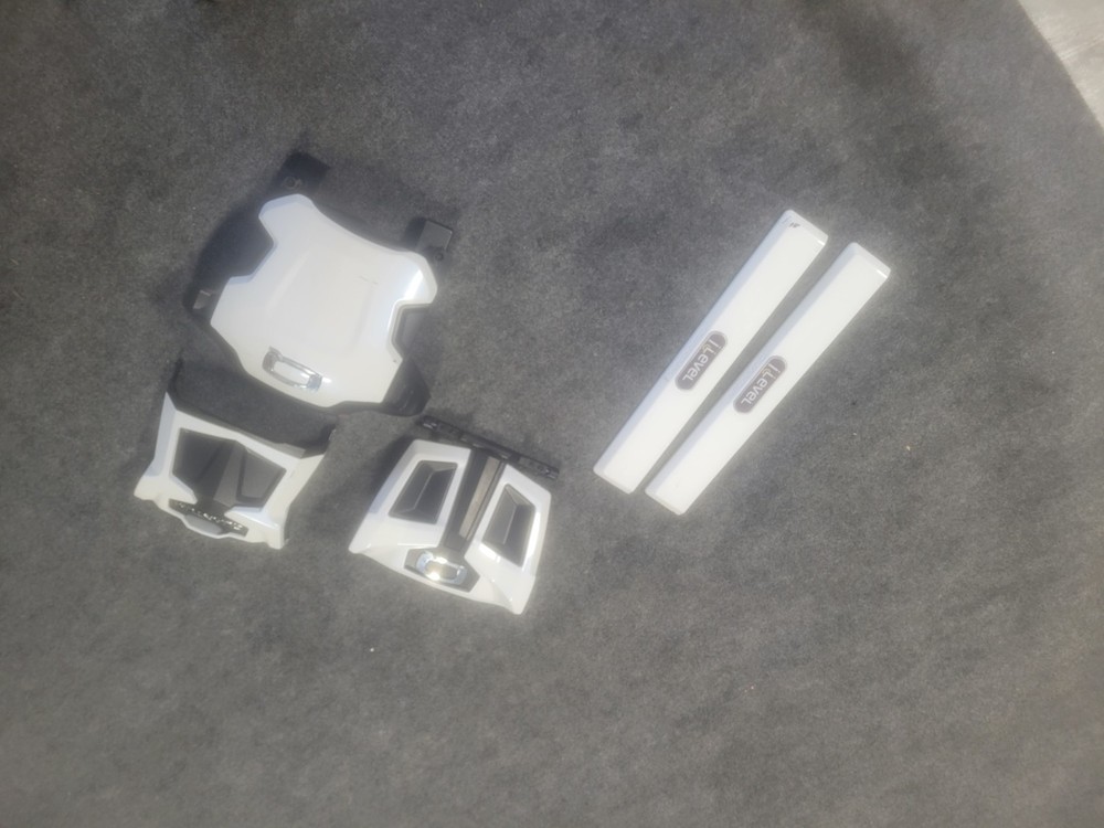 Quantum Edge 3 and OTHERS Base Covers.