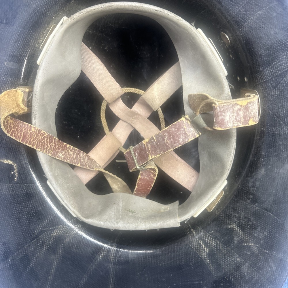 VINTAGE FIREFIGHTER HELMET FIREMAN FIRE