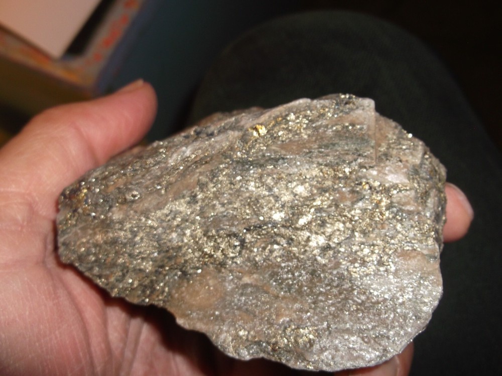 Gold, silver, copper, 357 grams samples ,ore high grade .