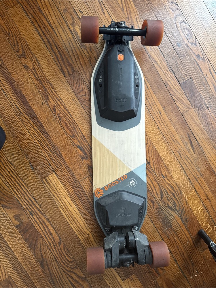 Boosted Plus V3 Electric Skateboard