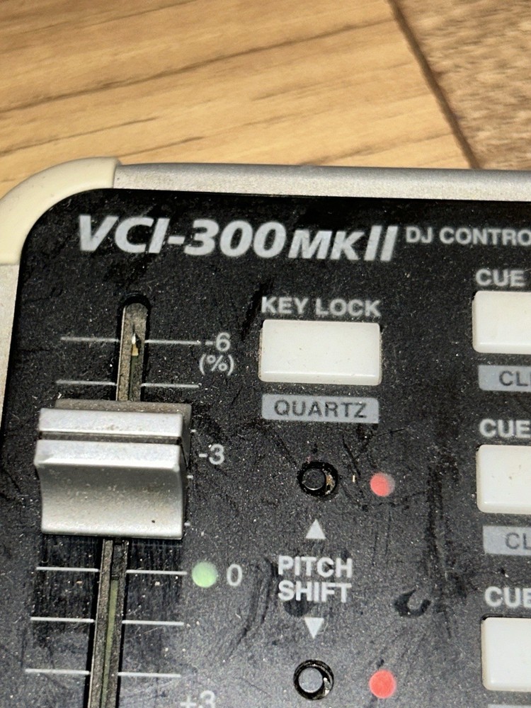 Vestax VCI-300 MKII DJ Controller Console MK2