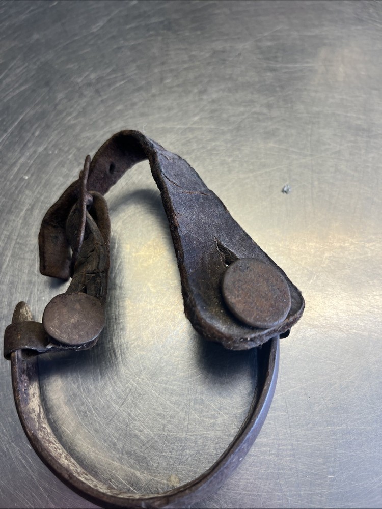 Vintage Western 8 Point Spur Leather Strap