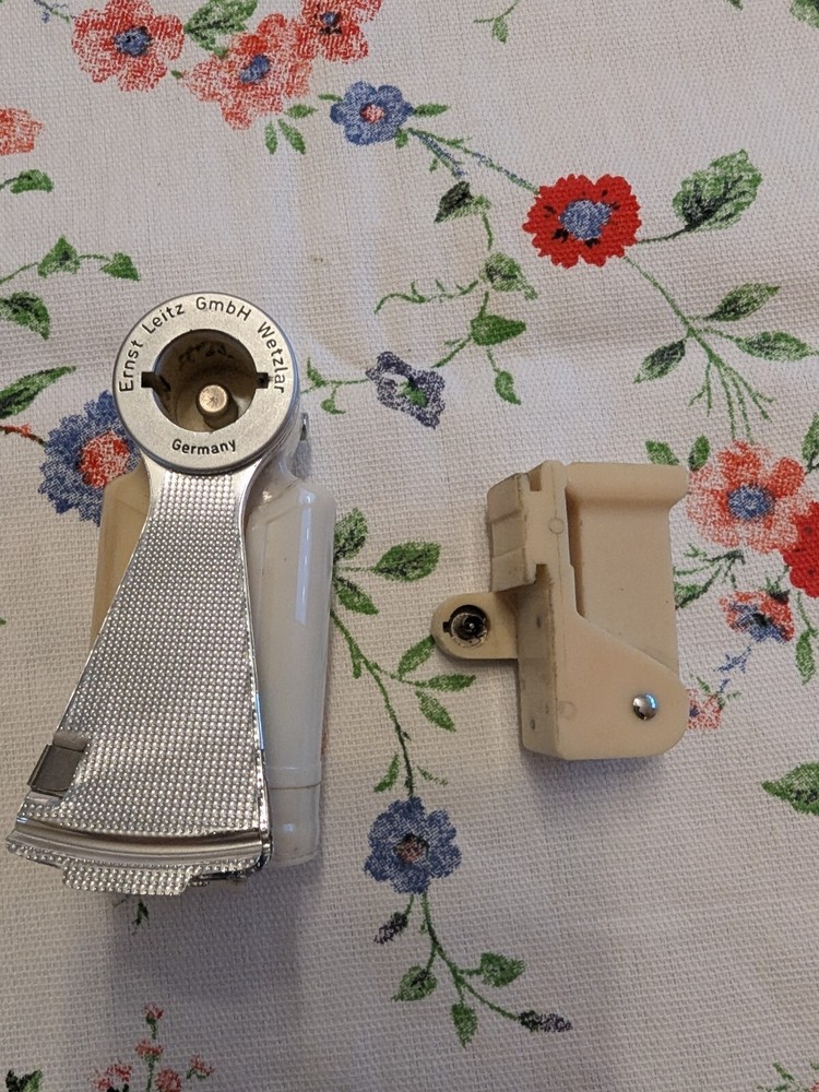 Leica “Chico” DEOOC Flashgun Kit -RANGEFINDER FLASH