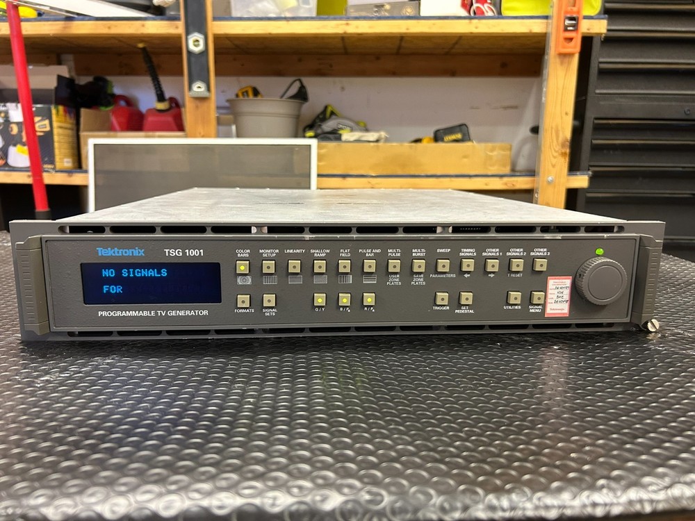 Tektronix TSG-1001 Programmable TC Generator
