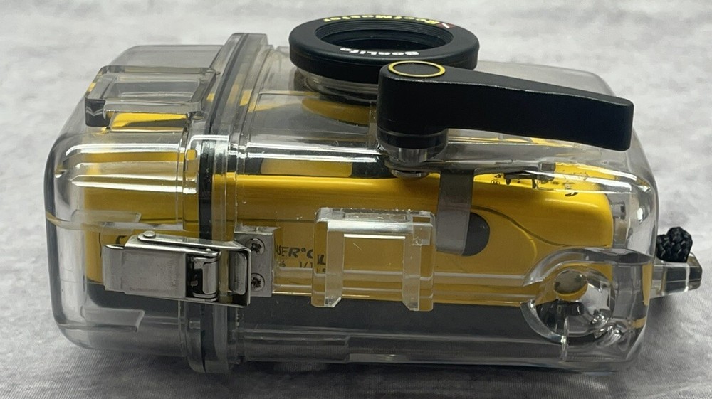Sealife Automatic Reefmaster CL Wide Angle 35mm Dive Camera w Underwater Case