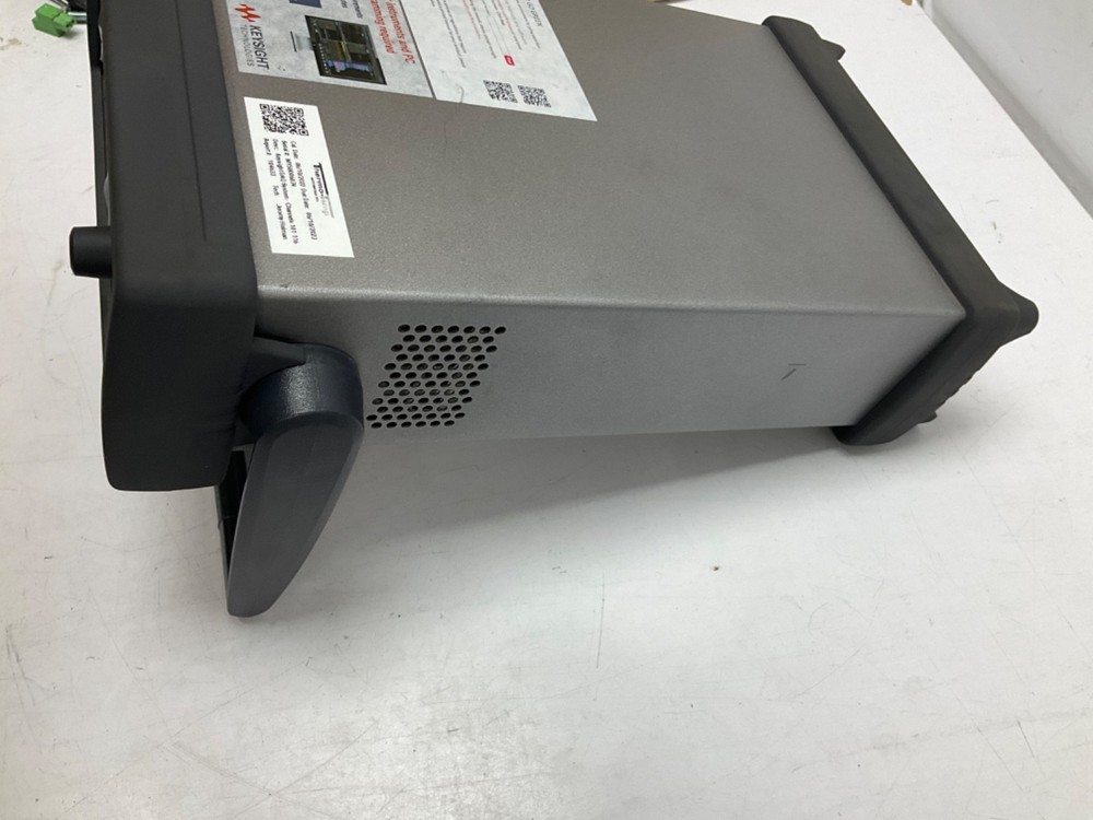 KEYSIGHT TECHNOLOGIES DAQ970A DATA ACQUISITION SYSTEM W/KEYSIGHT DAQM901A MODULE