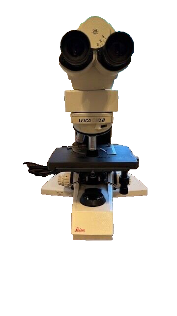 Leica Microscope DMLB W/ two objectives