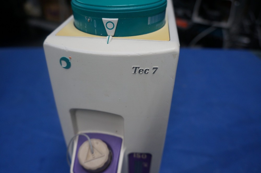 TEC 7 ISOFLURANE VAPORIZER BY GE