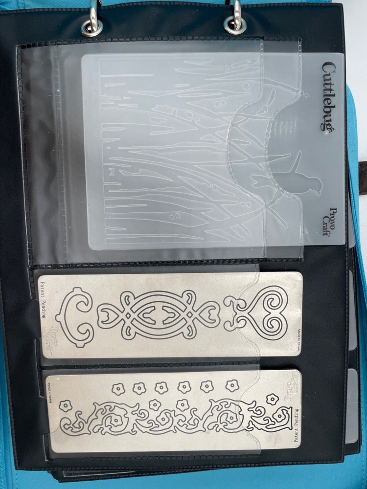 Cuttlebug Die & Embossing Folder Storage Binder With Inserts By Provo Craft Blue