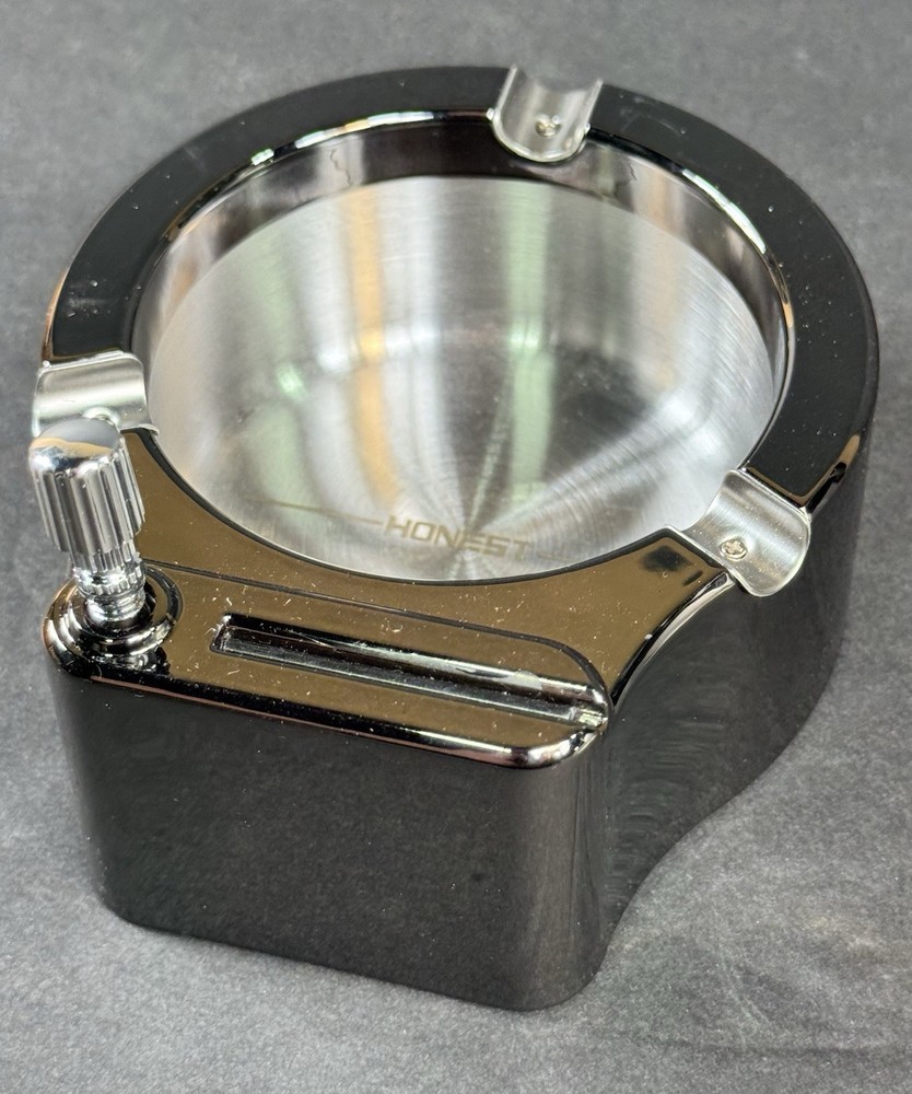 HONEST Ash Tray & Lighter