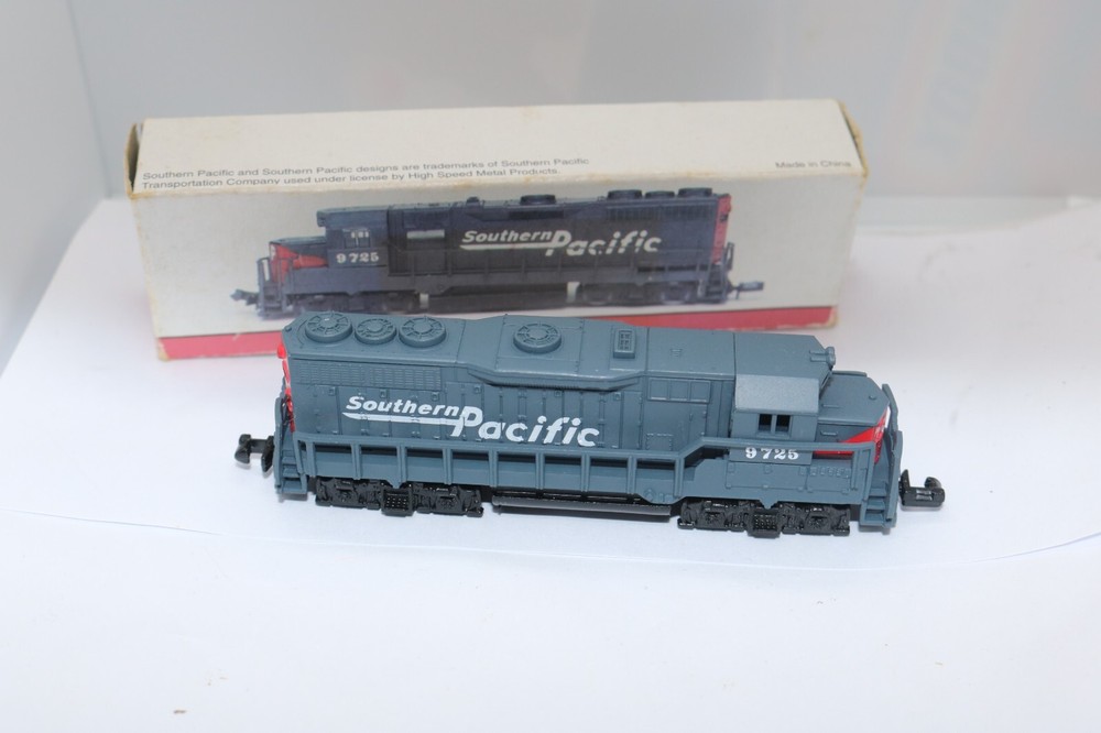 Southern Pacific #418 high speed model train W/box