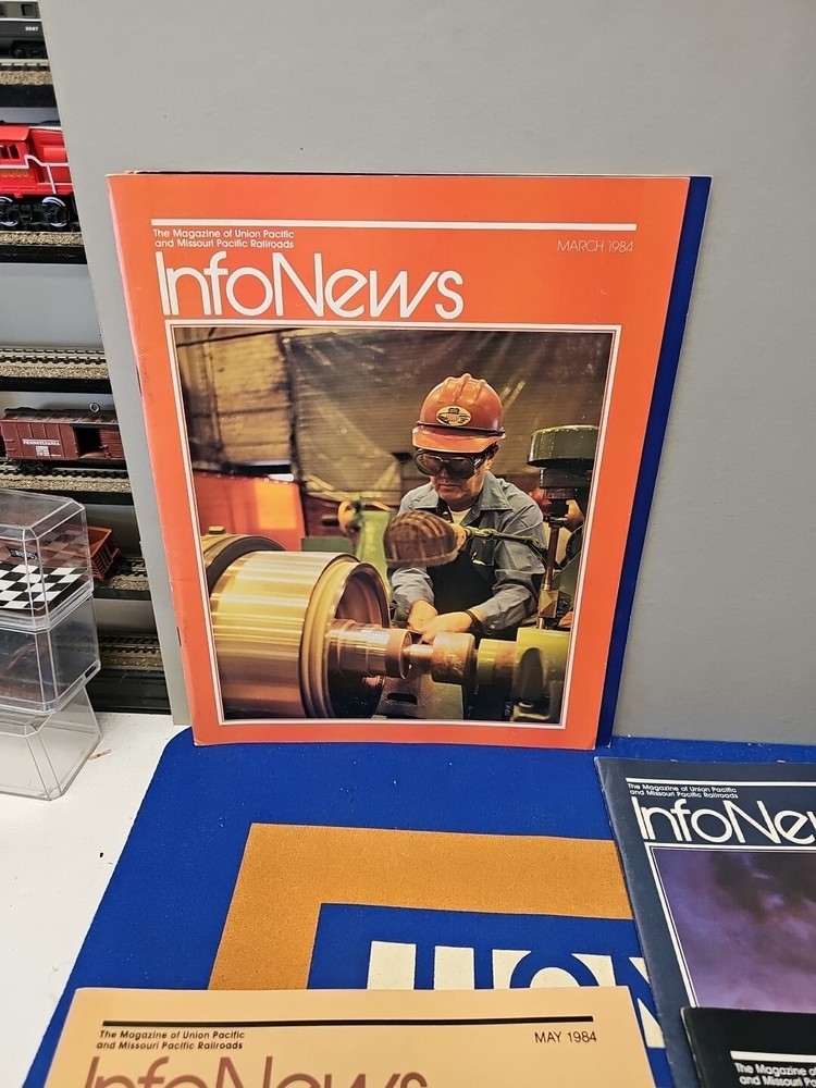 Info Magazine Union Pacific System 1984 11 Issues
