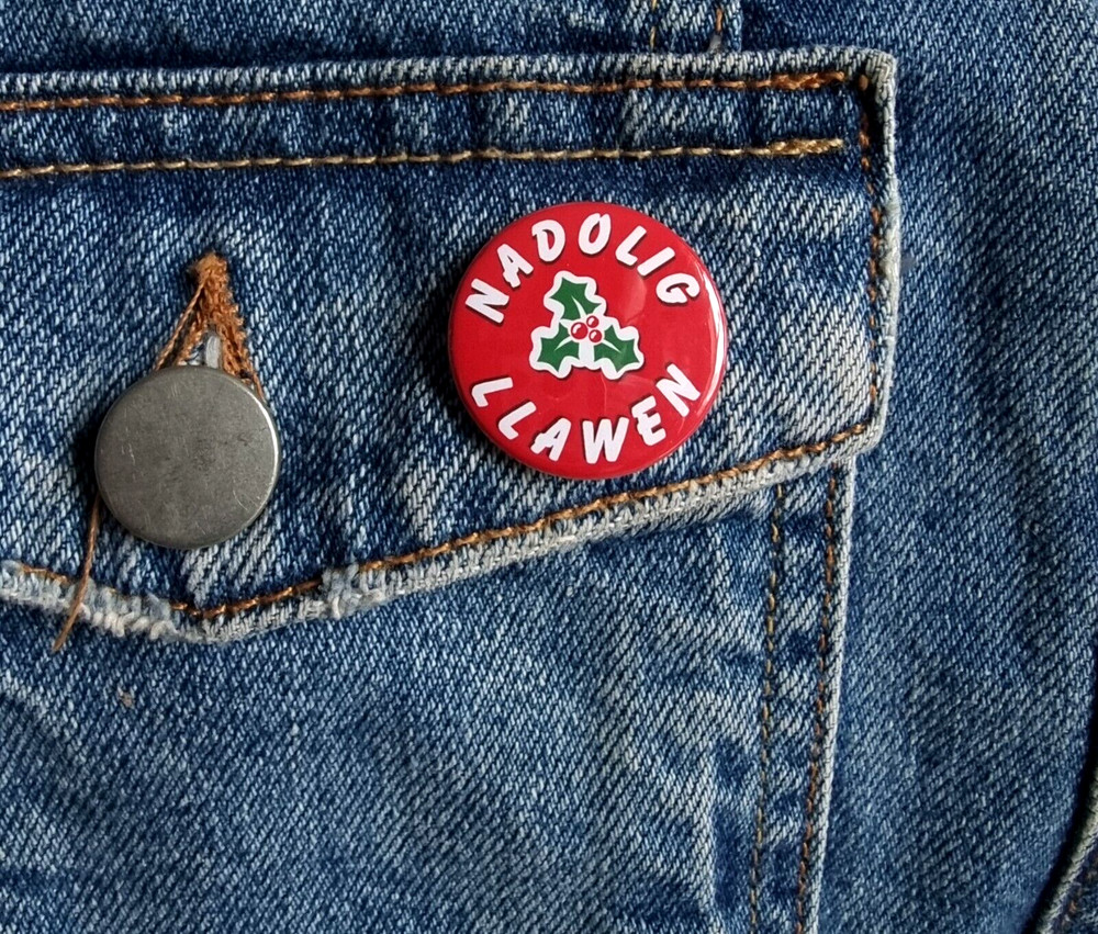 Nadolig Llawen - Small Button Badge - 25mm diam