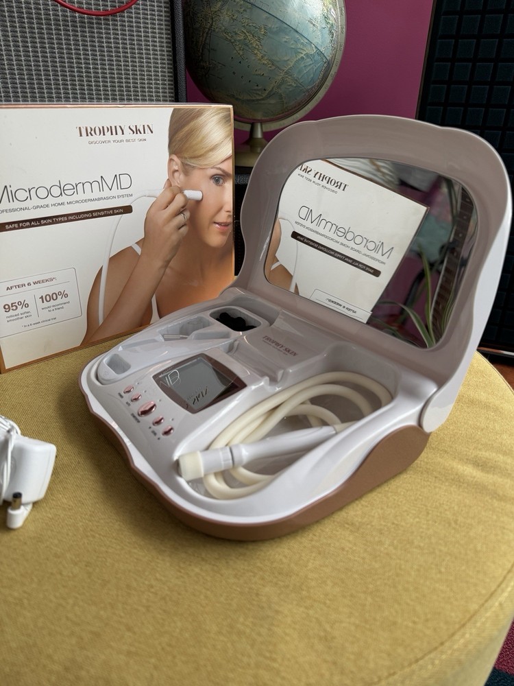 Trophy Skin MicrodermMD Diamond Microdermabrasion System Auto Mode LCD
