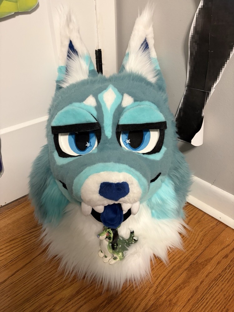 Lynx Fursuit Head with tail
