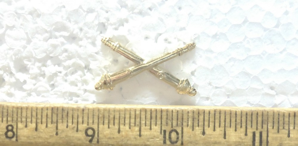 US Army - Field Artillery Pin