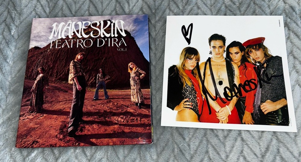 Maneskin Signed Cd Insert