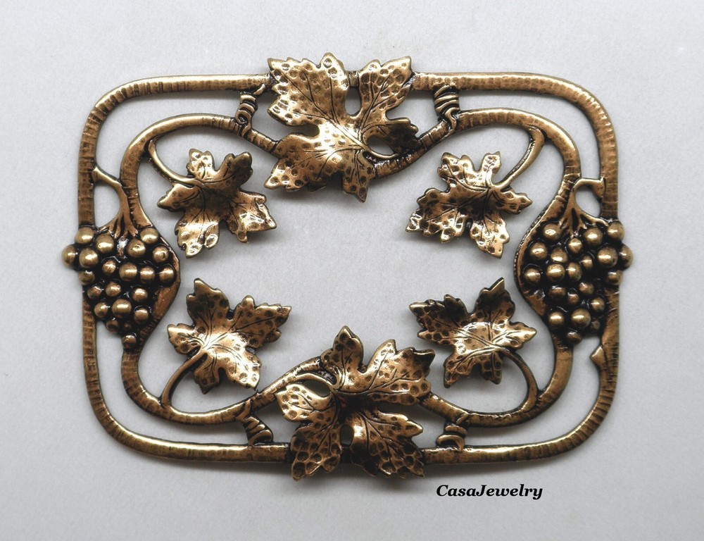 #6185 ANTIQUED GOLD OPEN RECTANGLE GRAPE/LEAVES COMPONENT - 1 PC