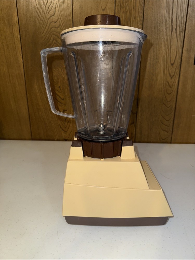 Hoover Solid State Blender Model 8960 TESTED AND WORKING GREAT.