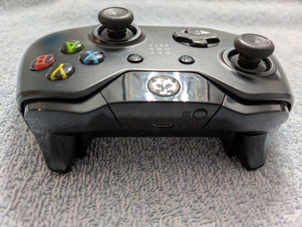 Xbox One "Day One 2013" Black Controller - Cleaned & Tested
