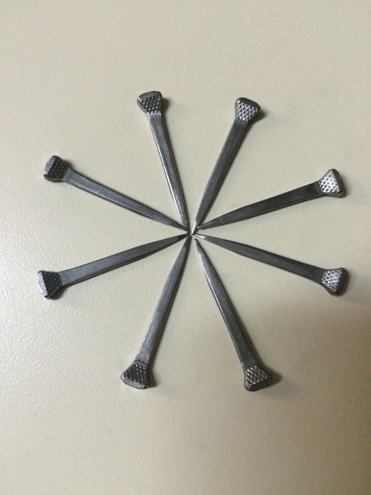 Capewell 25 Pcs Horseshoe Nails  RN3