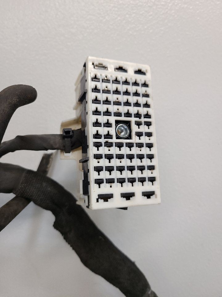 2014 2015 2016 2017 2018 JEEP CHEROKEE Engine Wire Harness