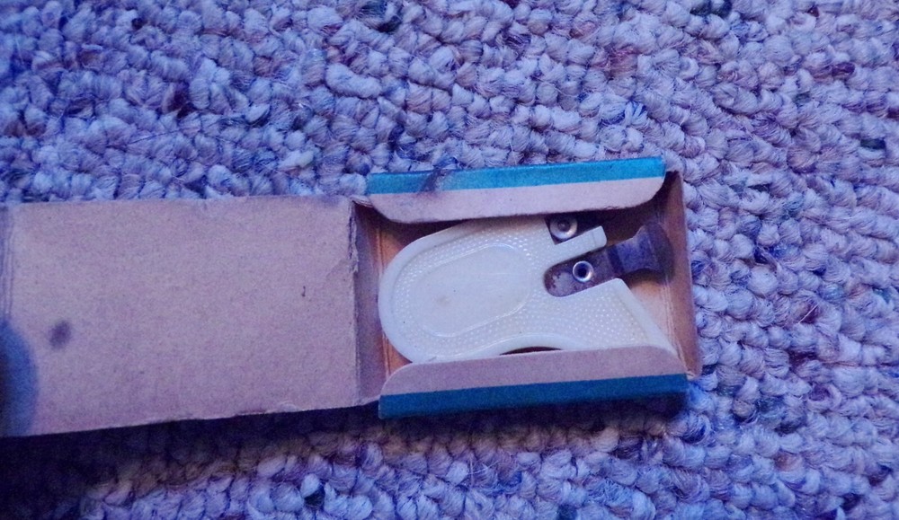Vintage Deluxe Automatic Needle Threader 5433 in Box