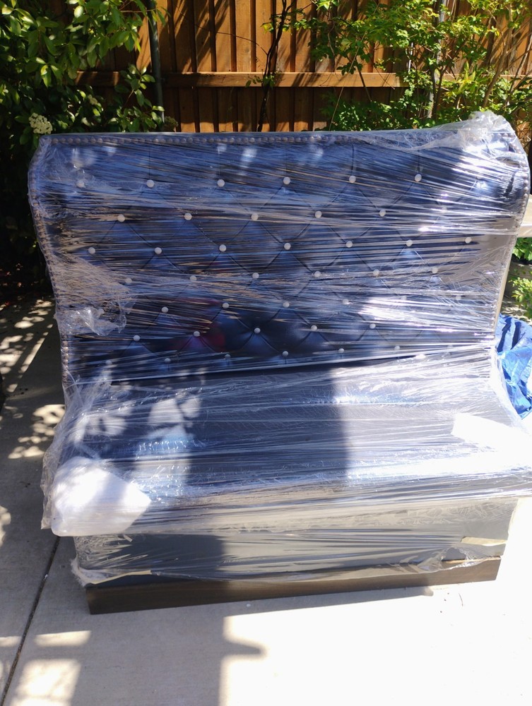 Dining chairs & Blue colored booth chairs (Used)