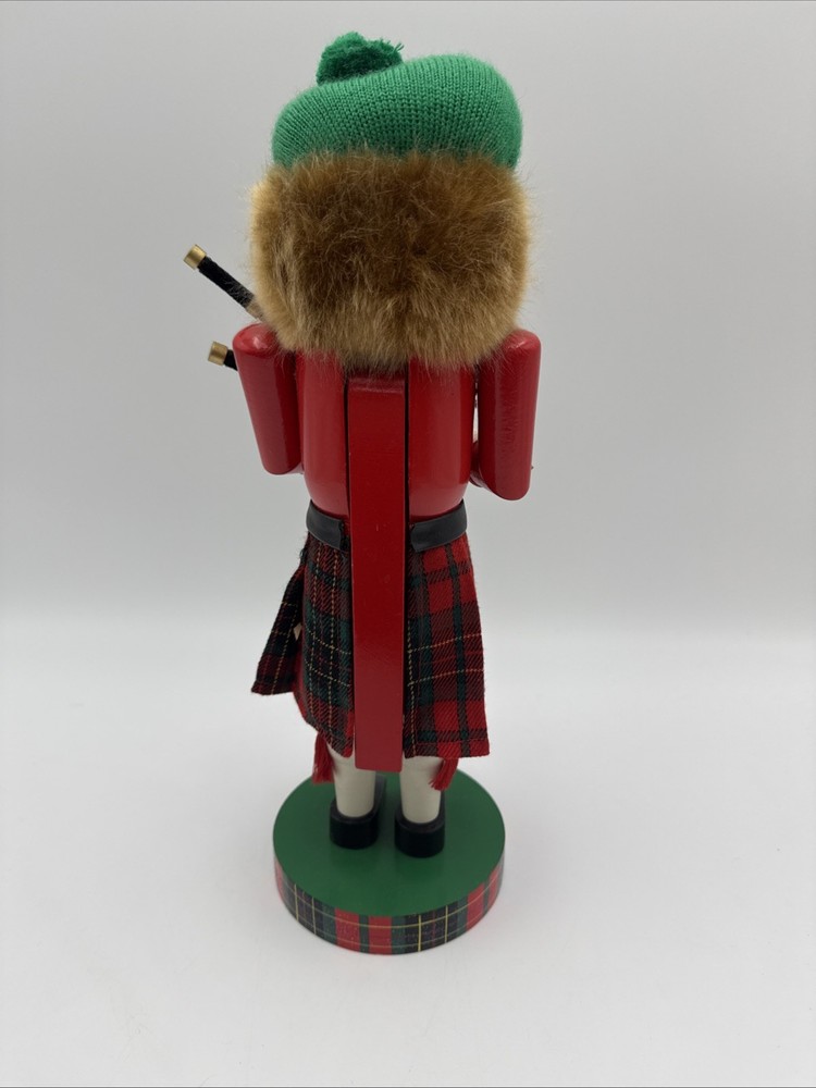 Nutcracker Village 2003 Wooden SCOTSMAN Nutcracker 14” with Box