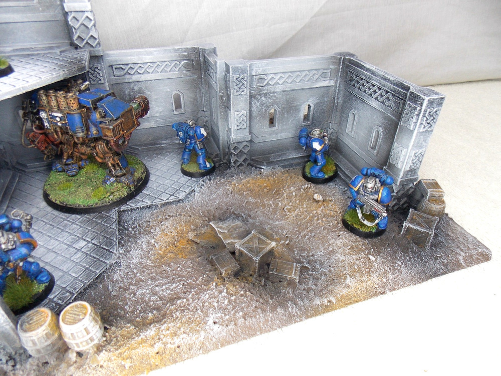 WARGAMING TERRAIN PAINTED BUILDING