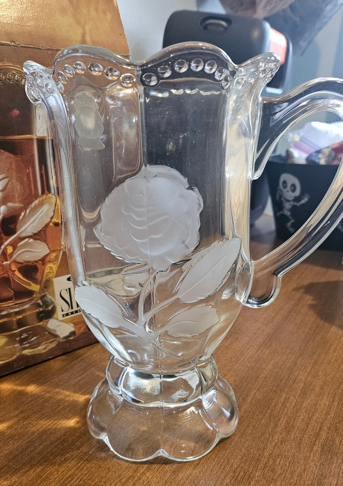 36oz Sheridan Crystal Collection Rose Pitcher