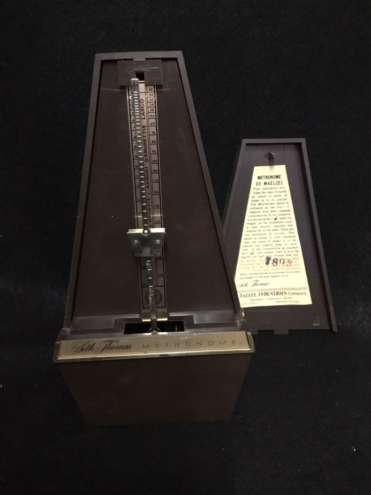 VINTAGE SETH THOMAS WIND UP METRONOME