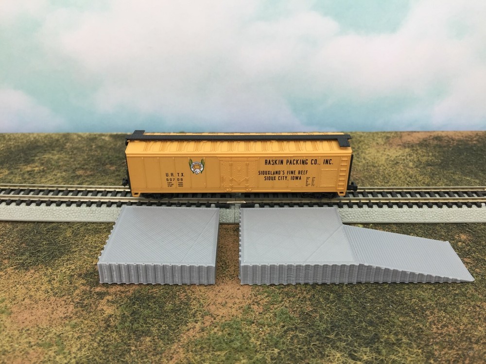 2 pc Loading Platform Dock with Ramp - N Scale 1:160 - No Assembly Required!
