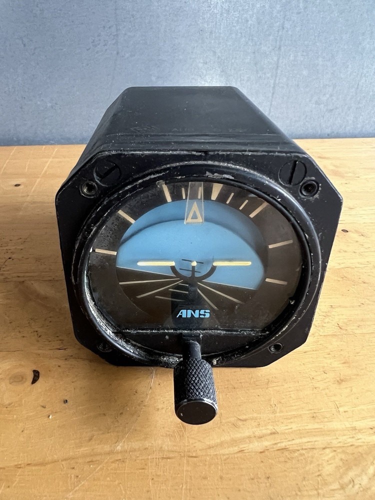 ANS 30 Attitude Gyro